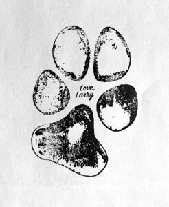 Love Larry Paw